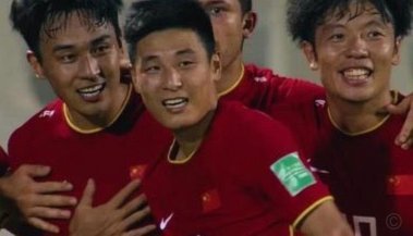 35岁武磊：伤病与黄昏战袍，国足生涯的告别篇章