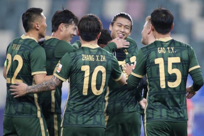 伊戈尔-蒂亚戈本场2射1正，对抗7胜3，错失1次良机