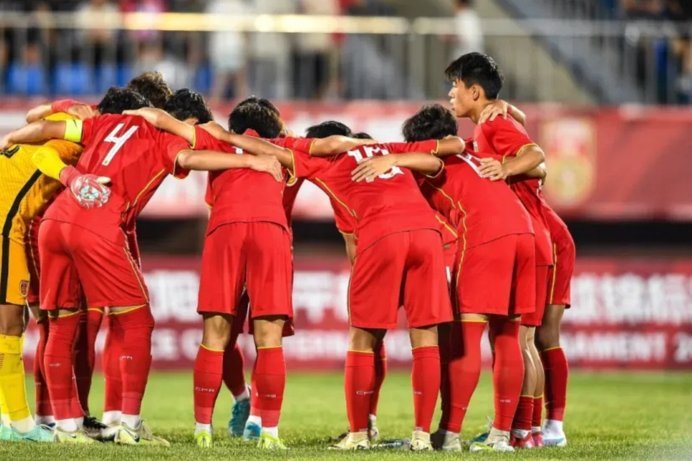U17国足迎战尼日利亚，赵松源领衔首发