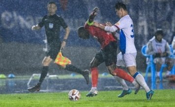 半场：云南玉昆0-0成都蓉城，席尔瓦进球被吹